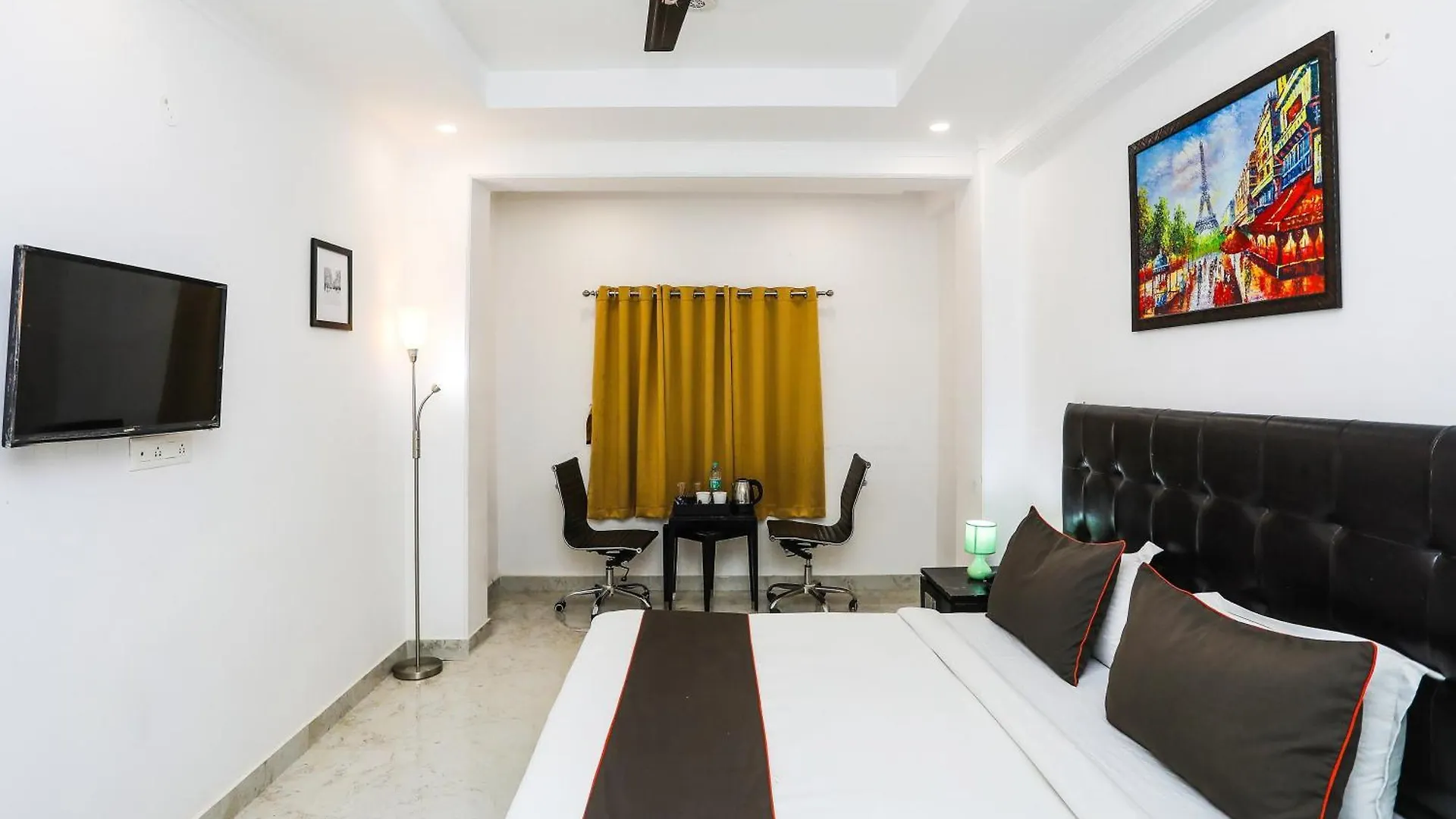 Collection O Residency Near Dwarka Sector 21 Metro Station Hotel Kapas Hera