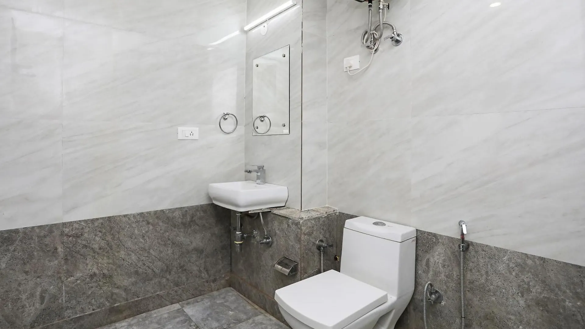 Collection O Residency Near Dwarka Sector 21 Metro Station Hotel Kapas Hera India