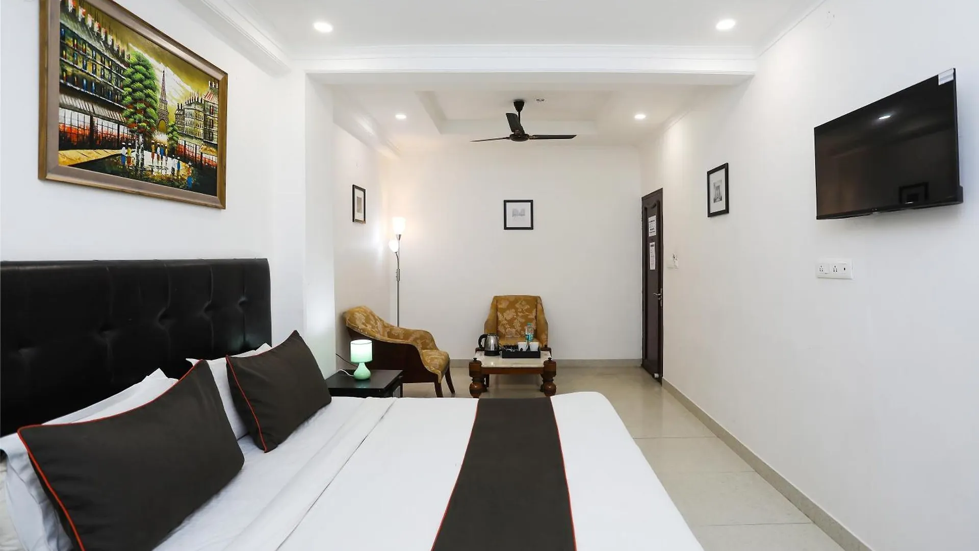Collection O Residency Near Dwarka Sector 21 Metro Station Hotel Kapas Hera